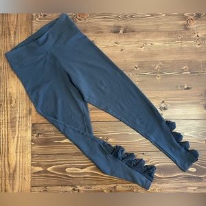 Victoria’s Secret Sport • Mid-Rise Leggings • Size Medium